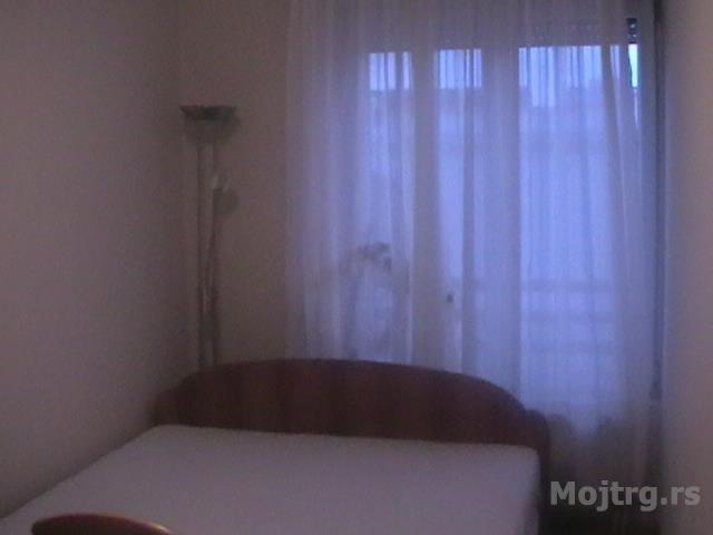 Stan-od-42m2-Centar-Stari-grad-NS