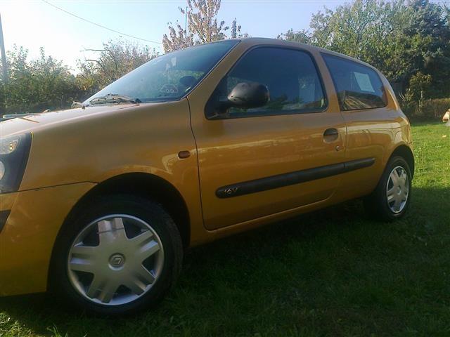 Renault-Clio-1-2-16V--02
