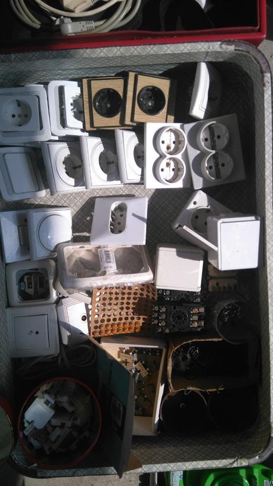 Elektro-materijal-