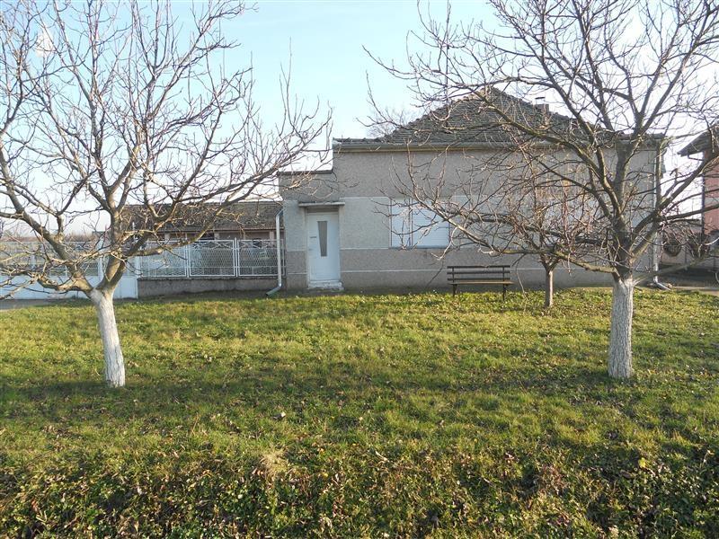 KUCA--U--TOMASEVAC