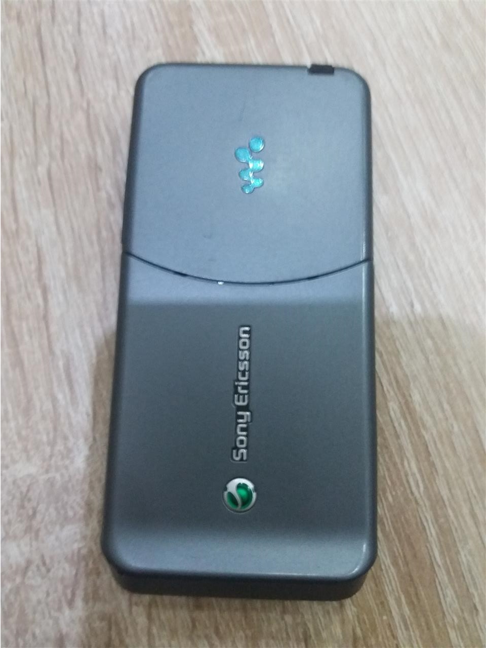 Sony-Ericsson-W580