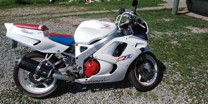 Honda cbr900rr