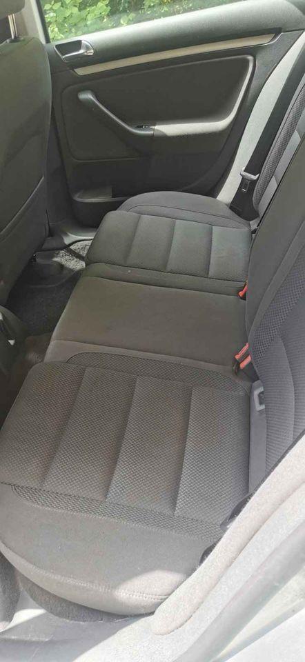 Golf-5-1-9-TDI-2004