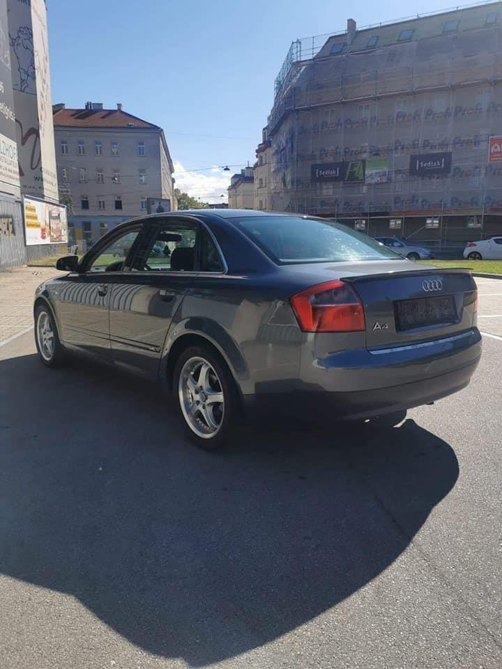 Audi-a4-s-line-2002-1-9