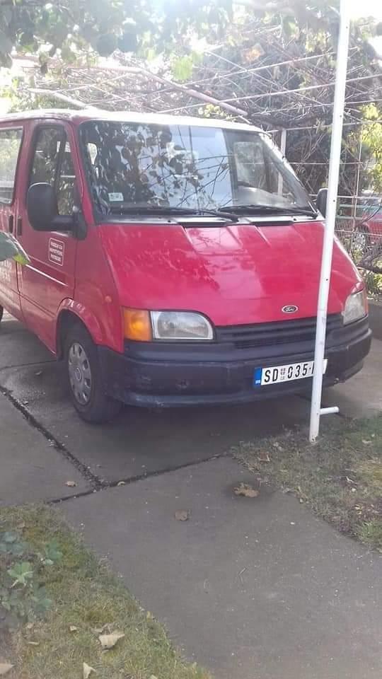 Ford-Transit--2-5D