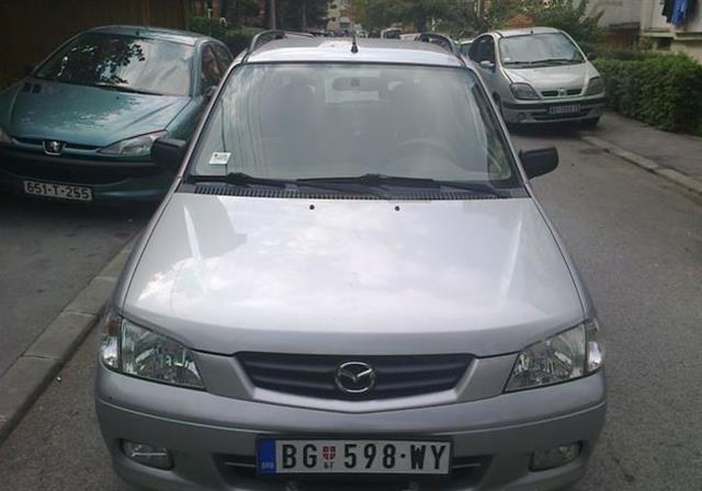Mazda Demio 1300 16V -01