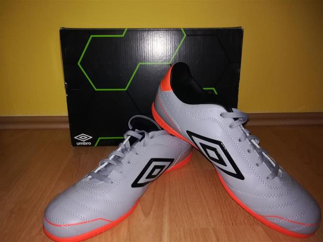 Umbro classico 3 IC -TOP CENA