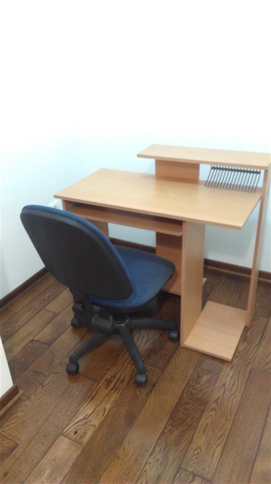 Kompjuterski-sto-i-stolica