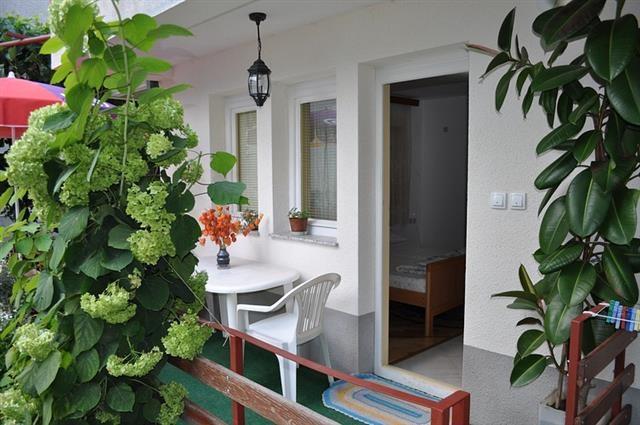 Apartmane-i-Sobe-u-centru-Ohridu
