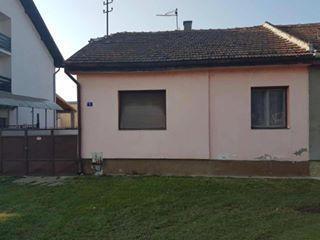 Kuca-u-Petrovaradinu