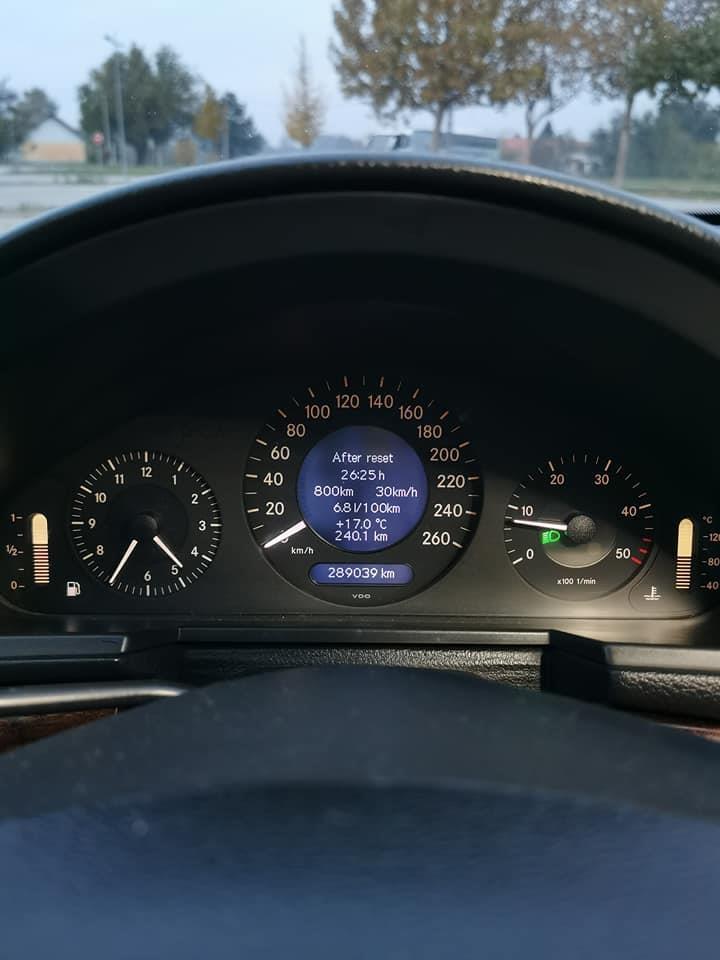 Mercedes-E220cdi