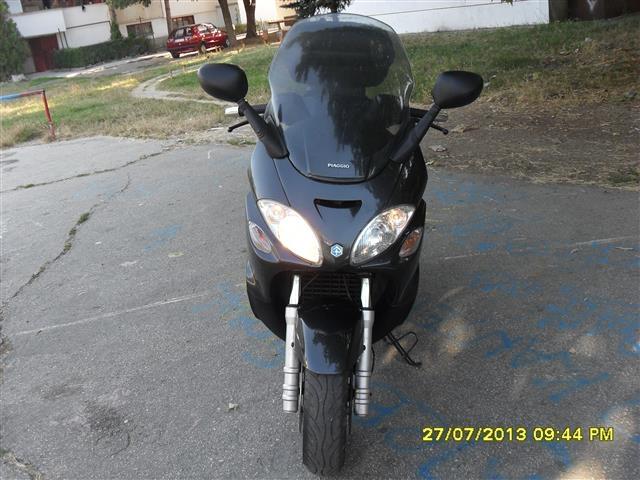 Piaggio-X9-500-ie-Evolution--04-