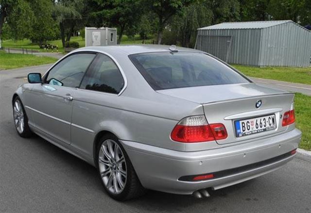 BMW-330-CD-E46--03