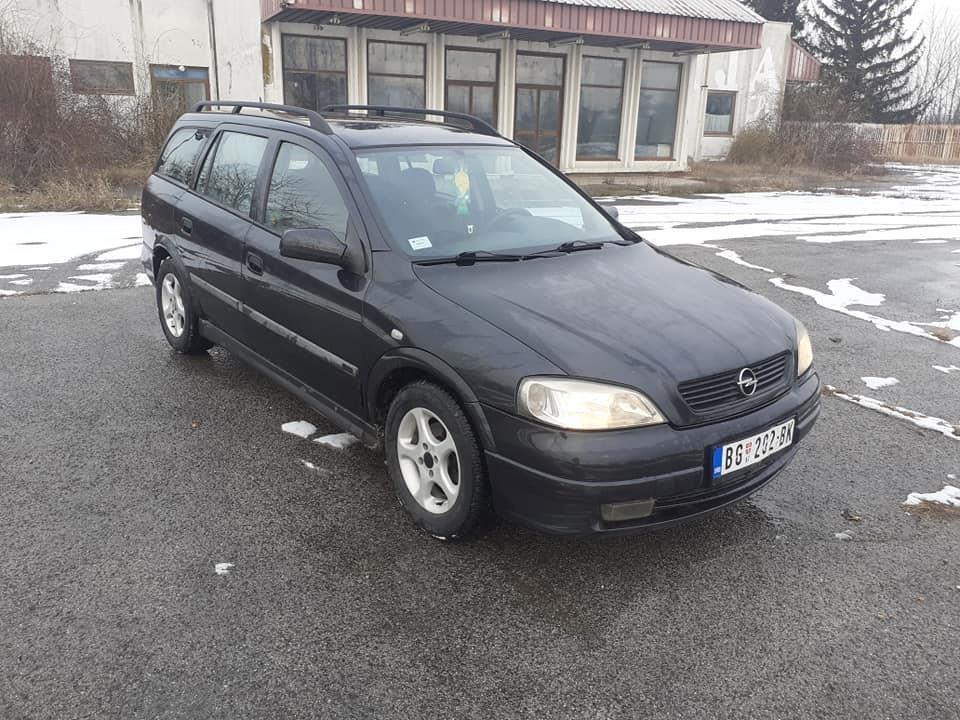 Opel-Astra