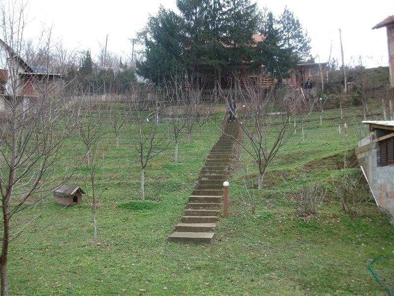Spratna-kuca-100m2--1305m2-placa-