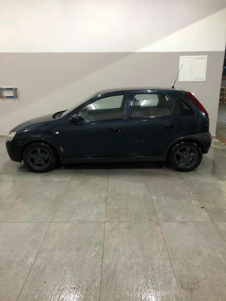 Opel-corsa