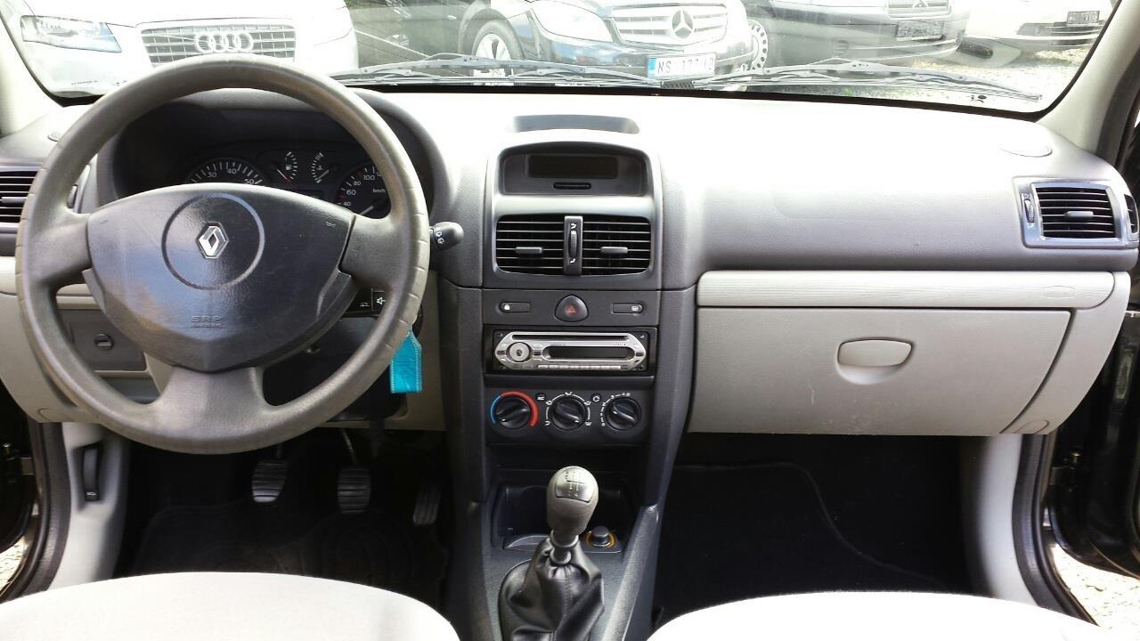 Renault-Clio-1-2-benzin--03
