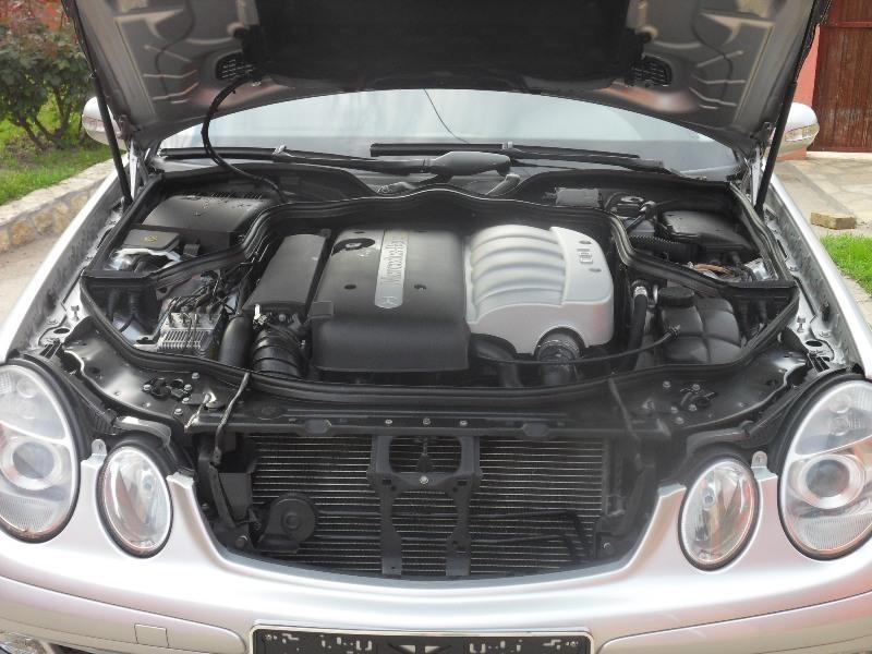 Mercedes-E220CDI--03