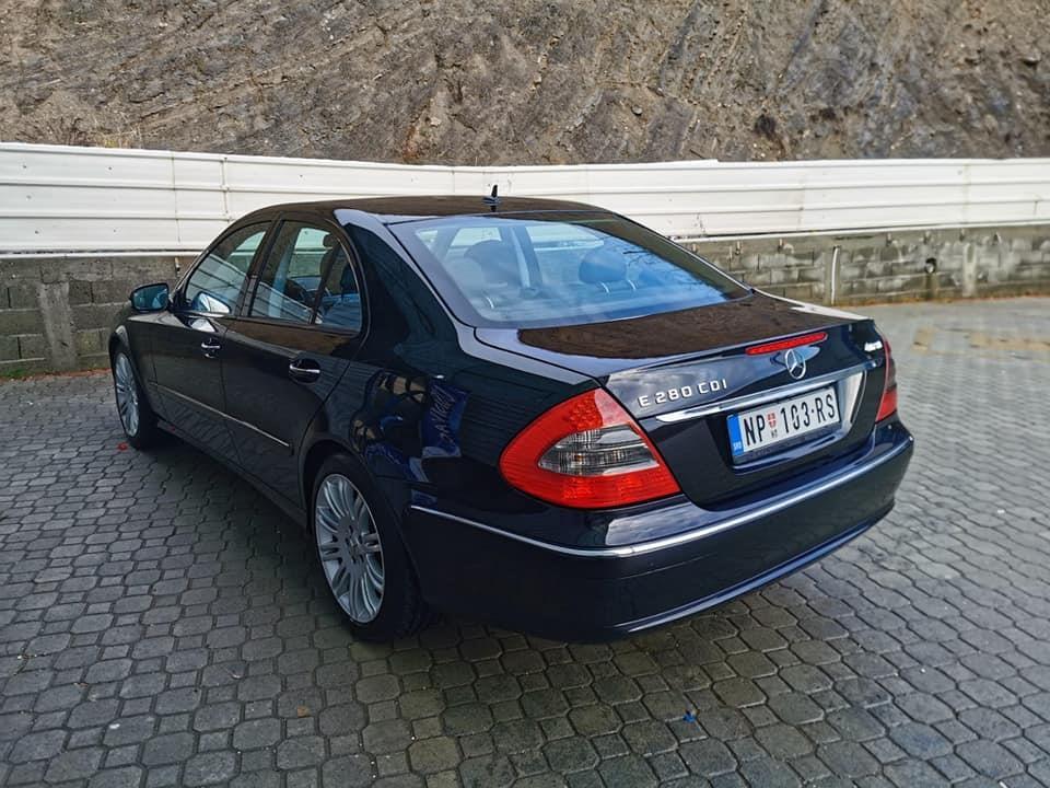 Mercedes-E-280-4matic