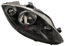 Far-desni-Seat-Leon-04-08