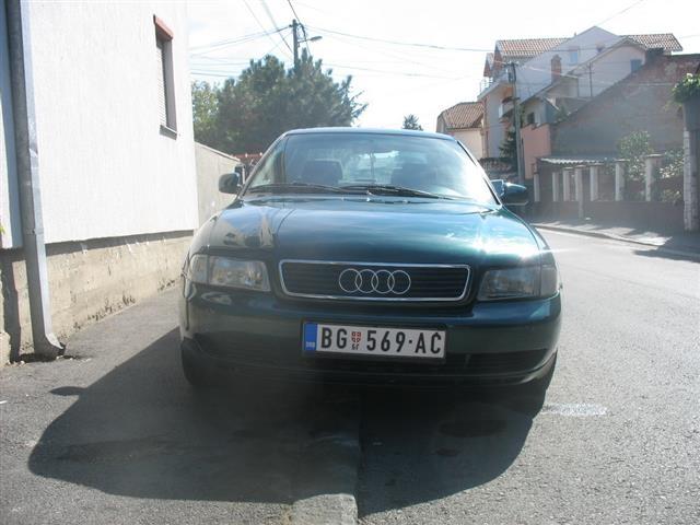 AUDI A4 bez ulaganja -88