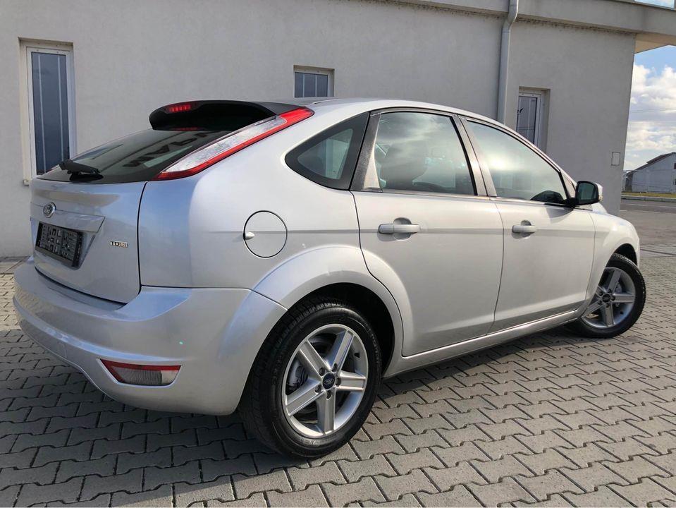 FORD-FOCUS-1-6tdci-TITANIUM-2009-2890-
