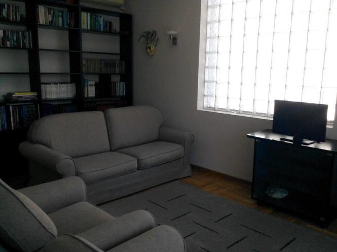 Lux trosoban stan Vračar