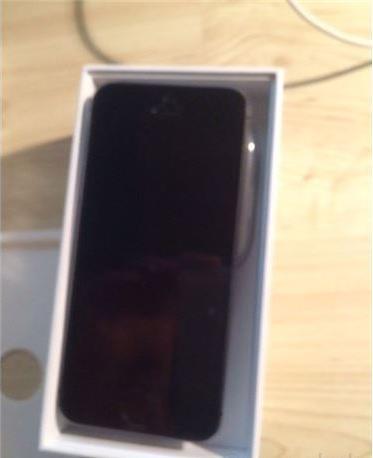Iphone 5S, 32 giga, crni