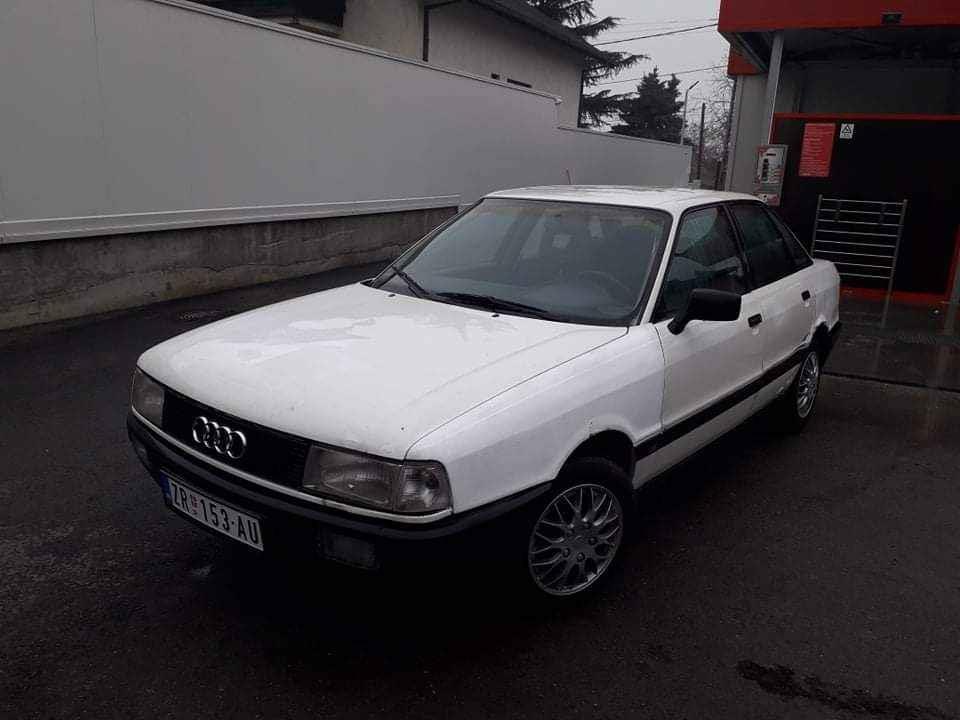 Audi-80
