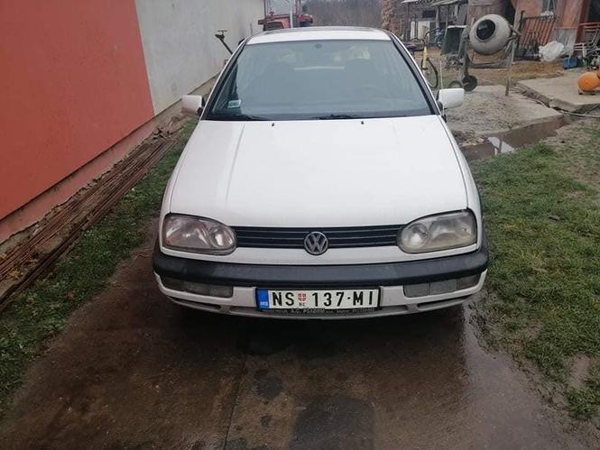 Golf 3