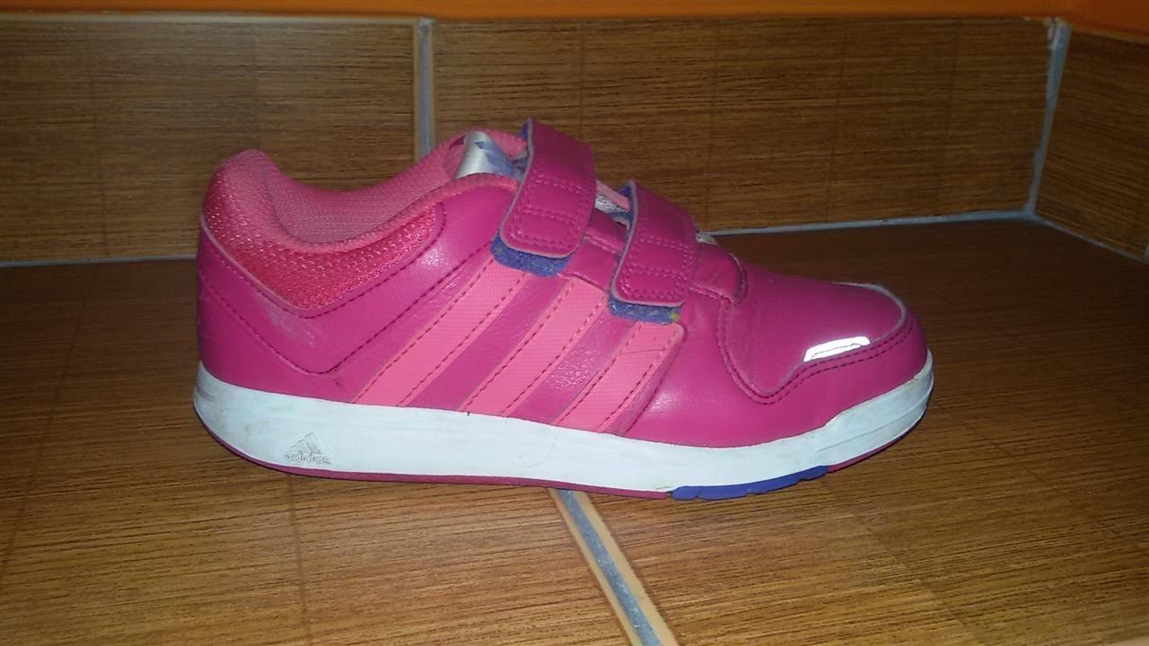 Adidas-patike
