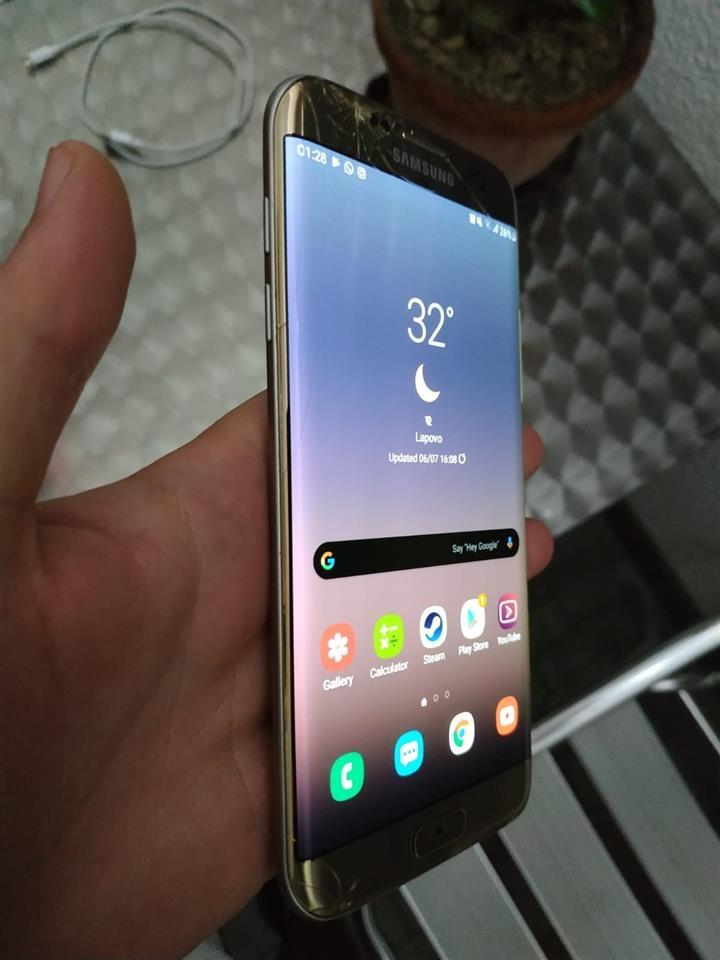 S7-edge-Android-9-0