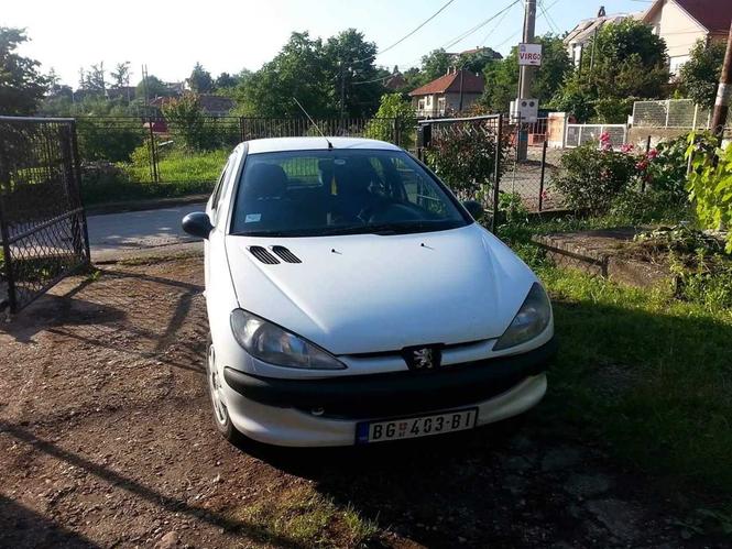 Peugeot 206