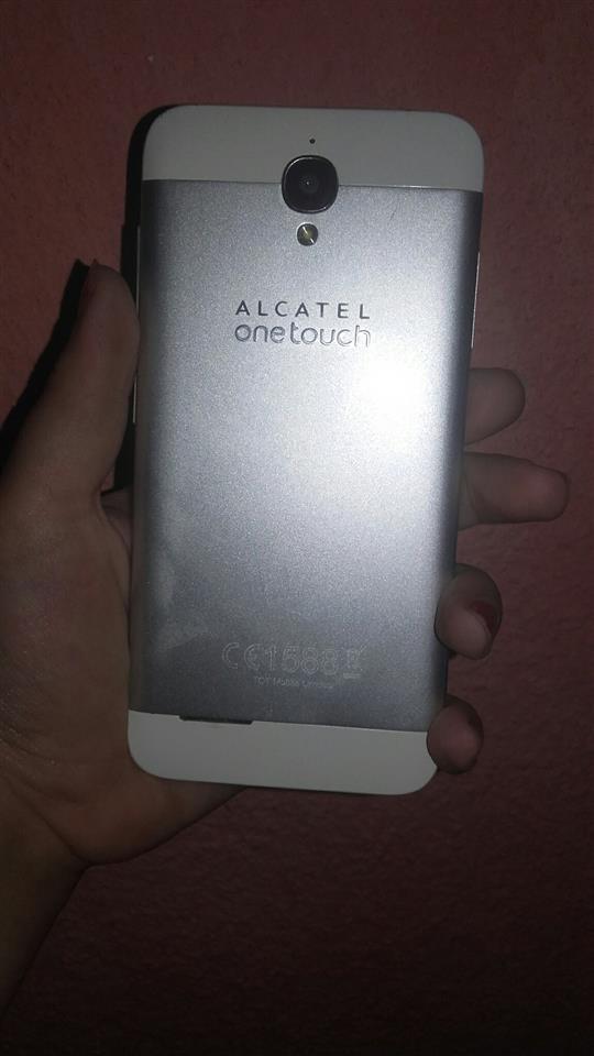 Prodajem-telefon-ALCATEL