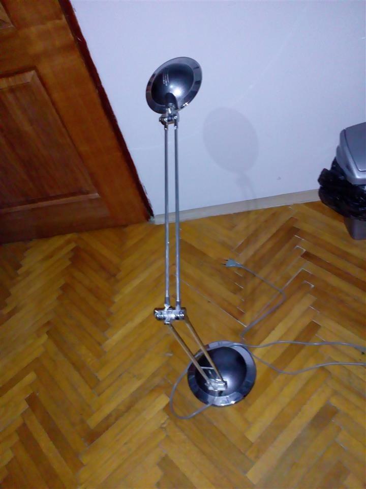 stona-lampa-