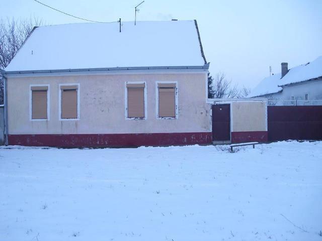 Kuca-u-Debeljaci--blizu-centra