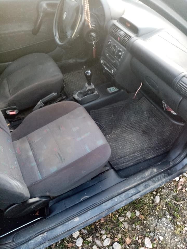 Opel-korsa-b-1998