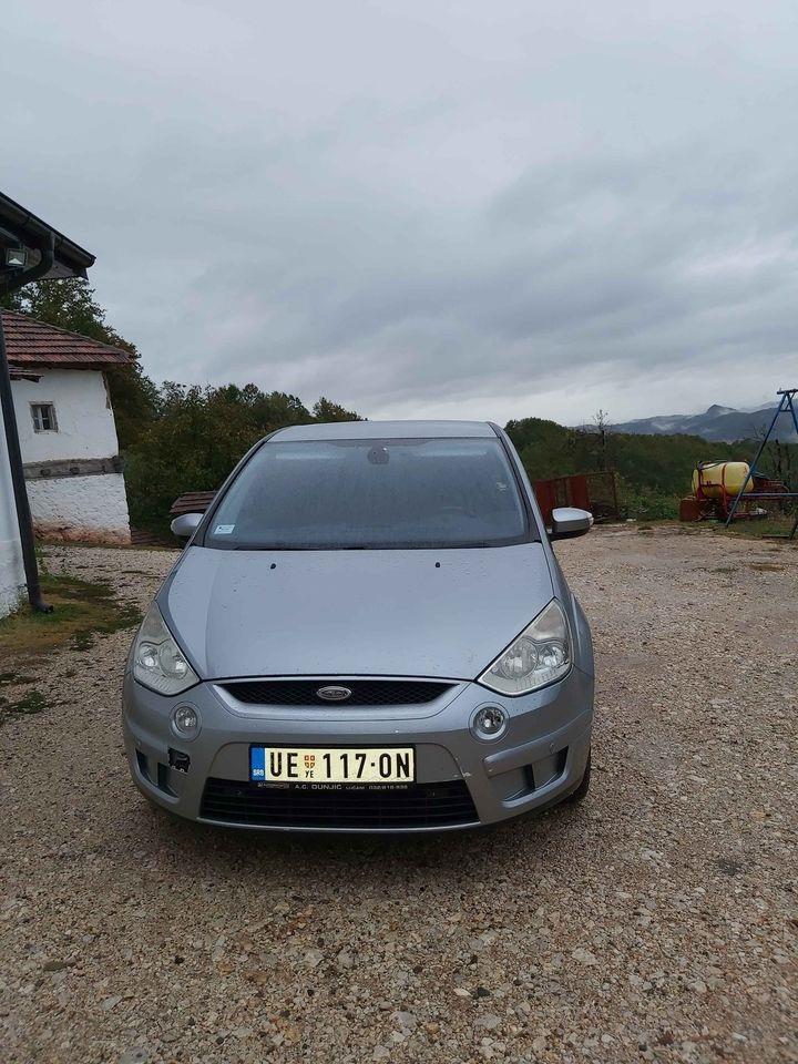 Ford-SMAX